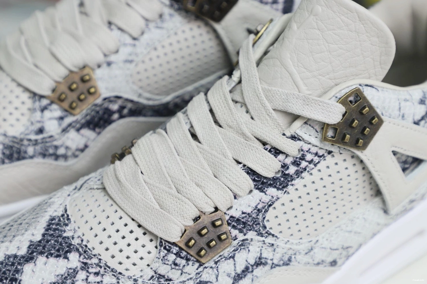 4 Jordan retro Jordan snakeskin Air 1102